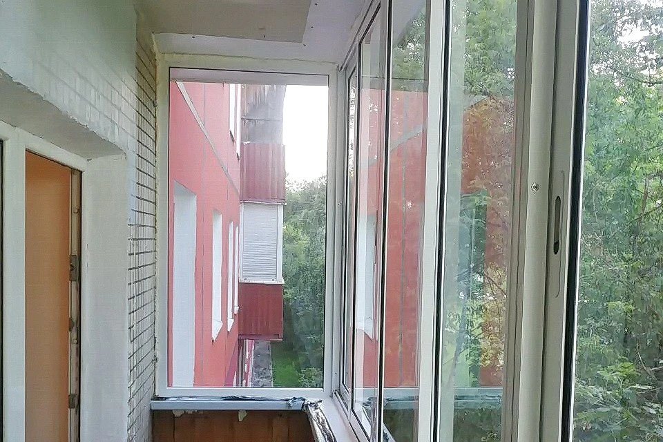 Холодное остекление балкона алюминием - фото - 4