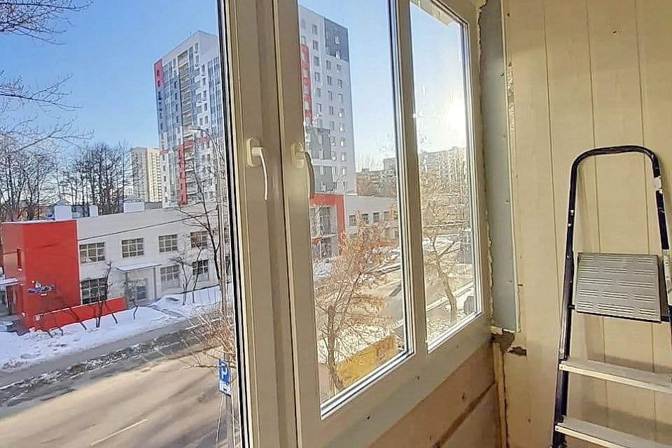 Теплое остекление лоджии и установка балконного блока с ламинацией - фото - 7